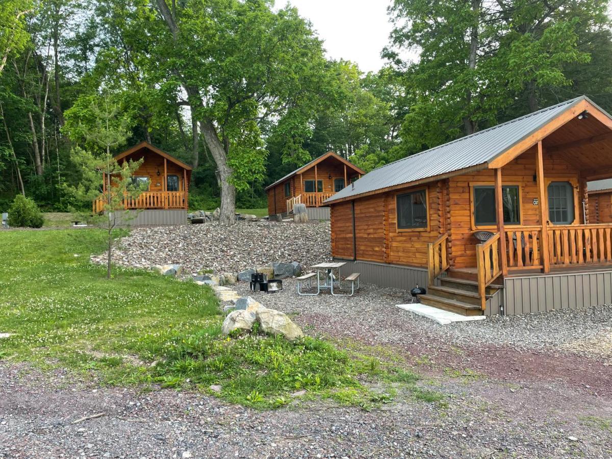 Lakewood Park Campground - Luxury Cabin Barnesville Buitenkant foto